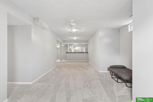 2611 N 159 Street, Omaha, NE 68116