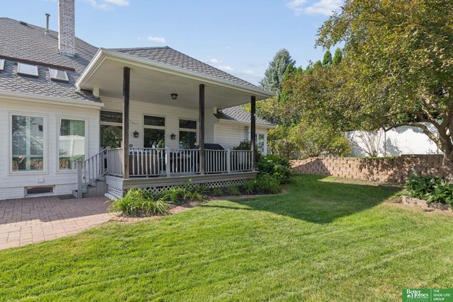 2611 N 159 Street, Omaha, NE 68116