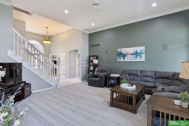 2611 N 159 Street, Omaha, NE 68116