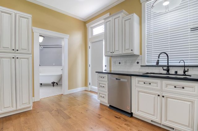 253 N 1st Ave, Oakdale, CA 95361