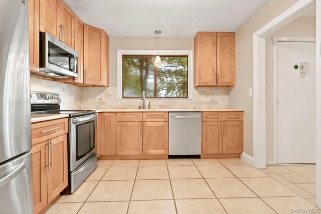241 Heritage Hills D, Somers, NY 10589