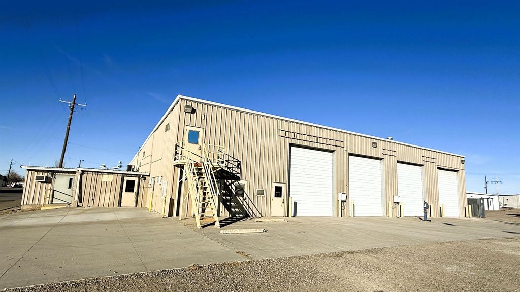 311 Culbertson Ave, Worland, WY 82401