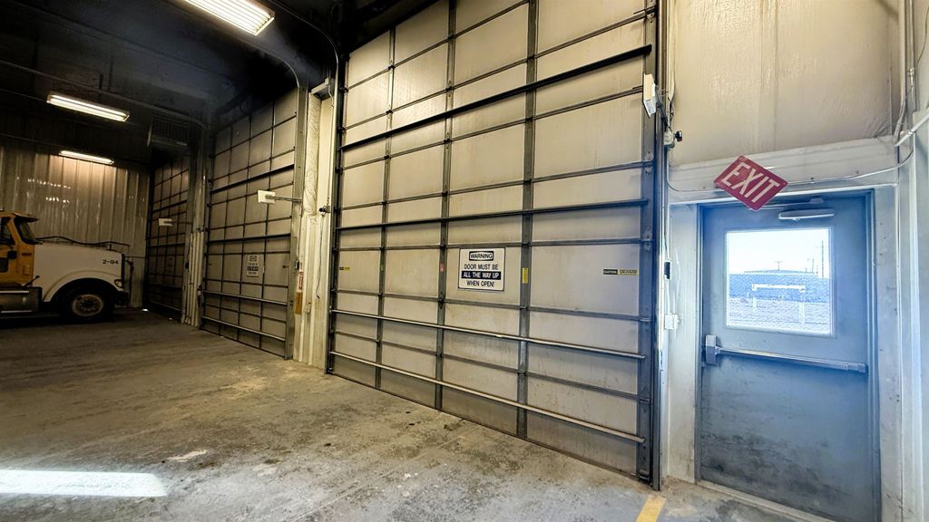 311 Culbertson Ave, Worland, WY 82401 photo 2