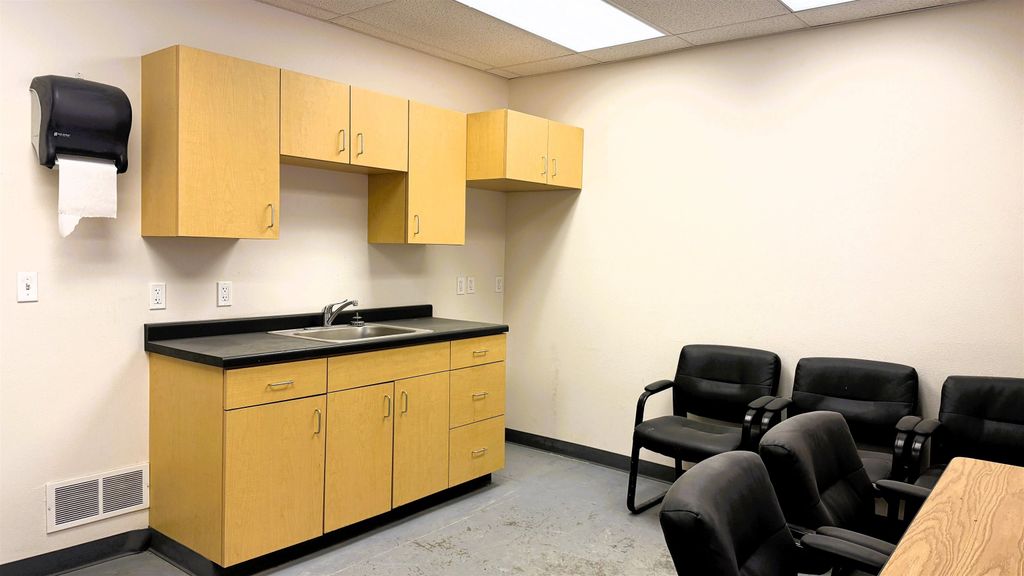 311 Culbertson Ave, Worland, WY 82401 photo 12