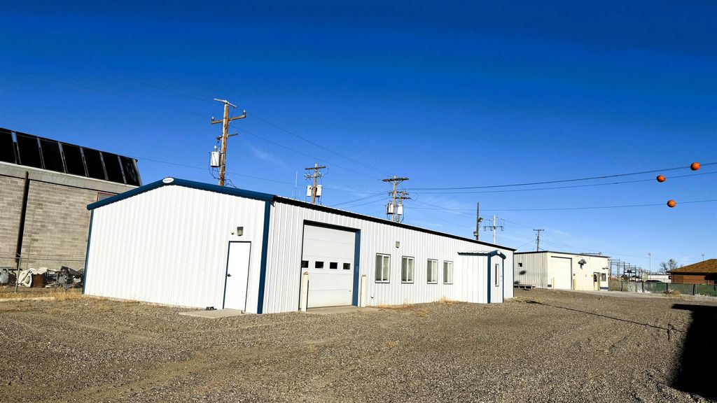 311 Culbertson Ave, Worland, WY 82401 photo 9