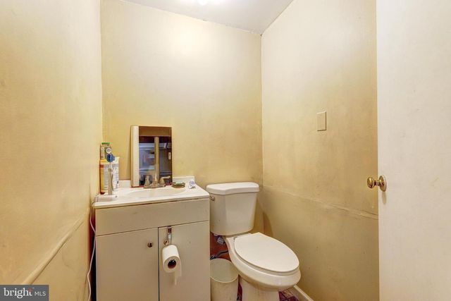 5623 CARTER AVE, Baltimore, MD 21214