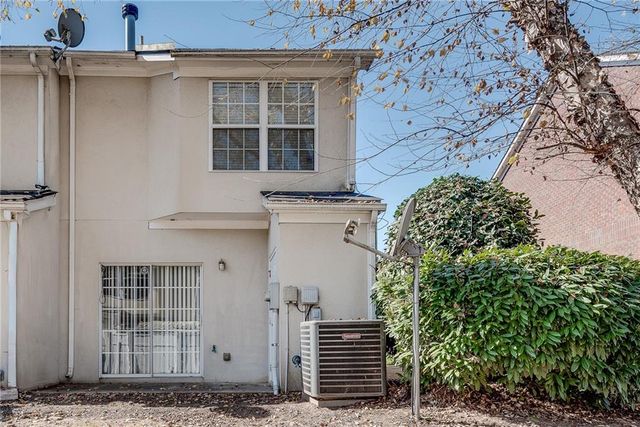 1534 Cove Creek Circle, Norcross, GA 30093