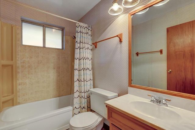 17028 Banner Quaker Hill Rd, Nevada City, CA 95959