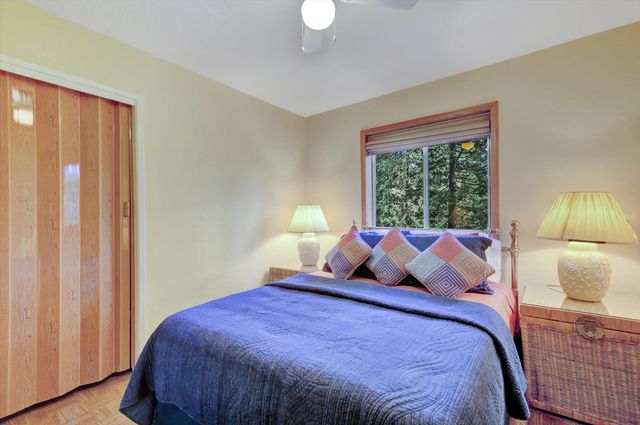 17028 Banner Quaker Hill Rd, Nevada City, CA 95959