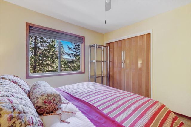 17028 Banner Quaker Hill Rd, Nevada City, CA 95959