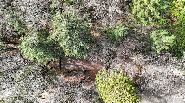 17028 Banner Quaker Hill Rd, Nevada City, CA 95959