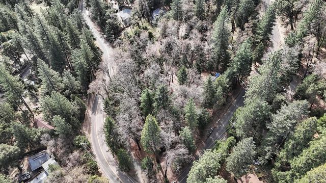 17028 Banner Quaker Hill Rd, Nevada City, CA 95959