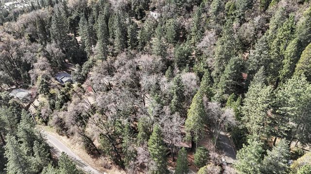 17028 Banner Quaker Hill Rd, Nevada City, CA 95959