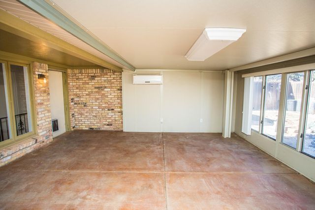 3710 75th Street, Lubbock, TX 79423