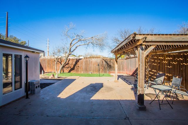 3710 75th Street, Lubbock, TX 79423