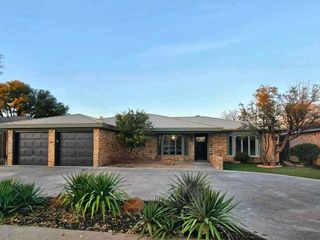 3710 75th Street, Lubbock, TX 79423