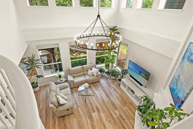 220 Grafton LN, Austin, TX 78737