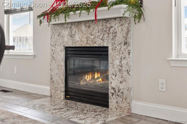 52400 Huntley Avenue, New Baltimore, MI 48047