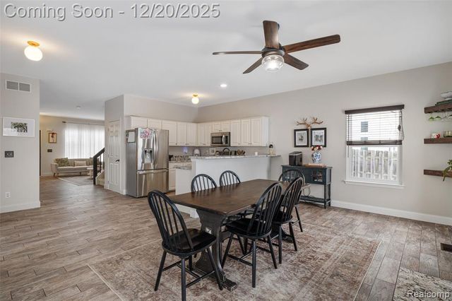 52400 Huntley Avenue, New Baltimore, MI 48047