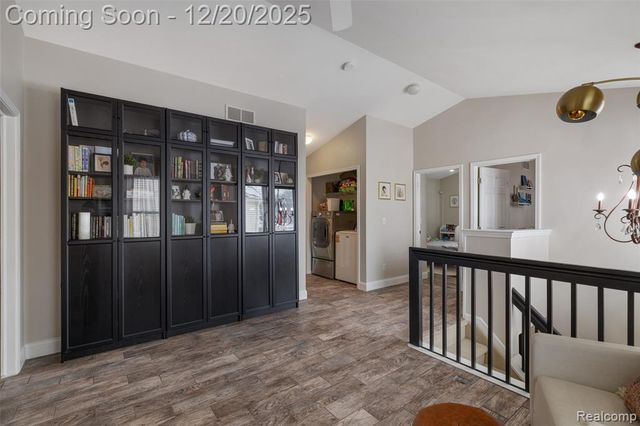 52400 Huntley Avenue, New Baltimore, MI 48047