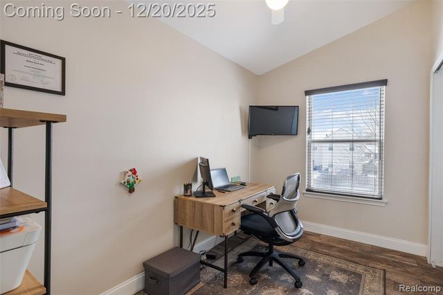 52400 Huntley Avenue, New Baltimore, MI 48047