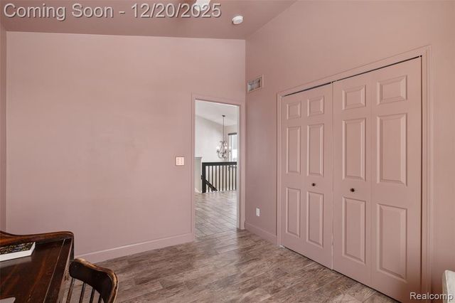 52400 Huntley Avenue, New Baltimore, MI 48047