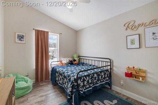 52400 Huntley Avenue, New Baltimore, MI 48047