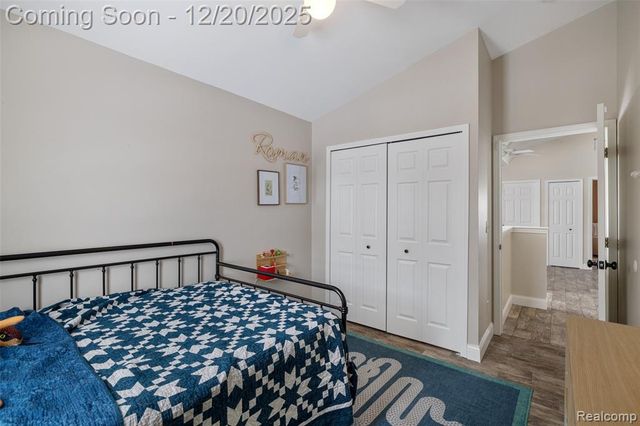 52400 Huntley Avenue, New Baltimore, MI 48047