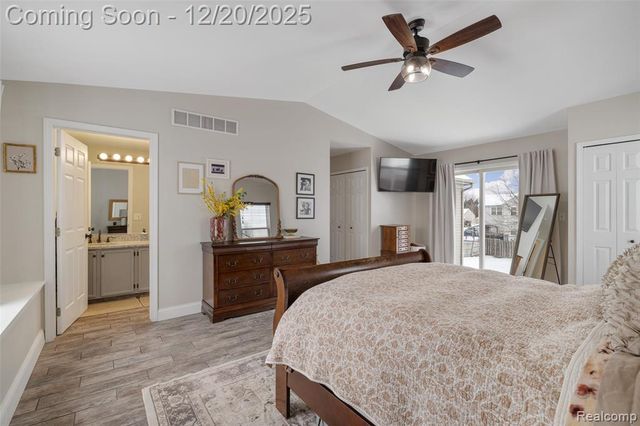 52400 Huntley Avenue, New Baltimore, MI 48047