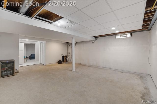 52400 Huntley Avenue, New Baltimore, MI 48047