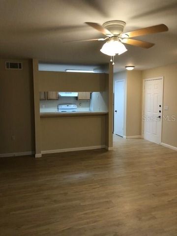 8608 KEY BISCAYNE DRIVE 203, Tampa, FL 33614