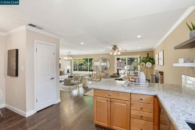 2103 Deerwood Dr., Martinez, CA 94553