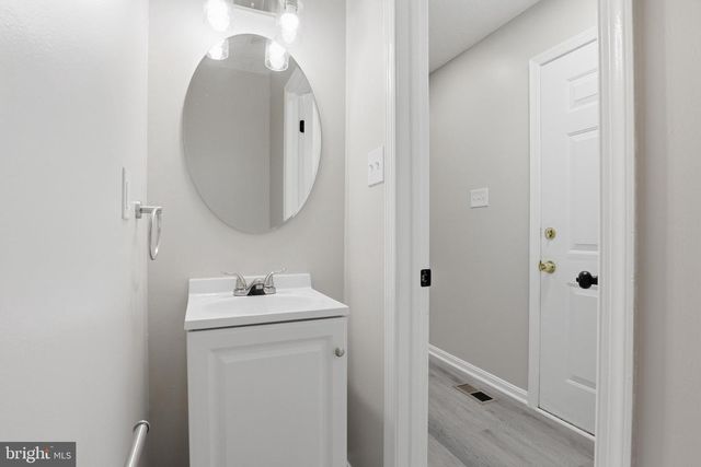 2813 MUESERBUSH CT, Glenarden, MD 20706