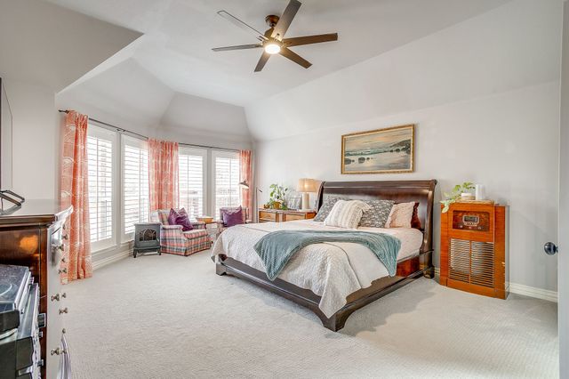 1042 Chesapeake Drive, Mansfield, TX 76063