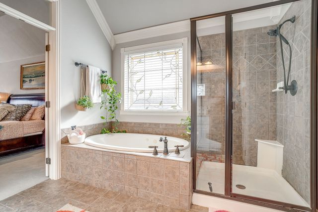 1042 Chesapeake Drive, Mansfield, TX 76063