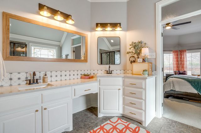 1042 Chesapeake Drive, Mansfield, TX 76063