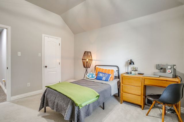 1042 Chesapeake Drive, Mansfield, TX 76063