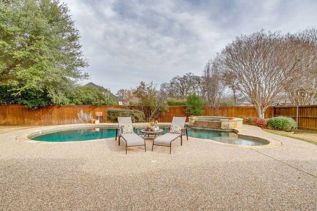 1042 Chesapeake Drive, Mansfield, TX 76063