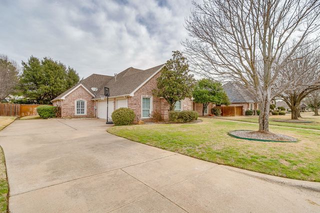 1042 Chesapeake Drive, Mansfield, TX 76063