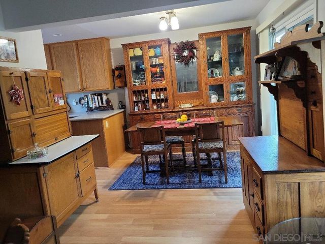 9881 Aldergrove Ln, Spring Valley, CA 91977