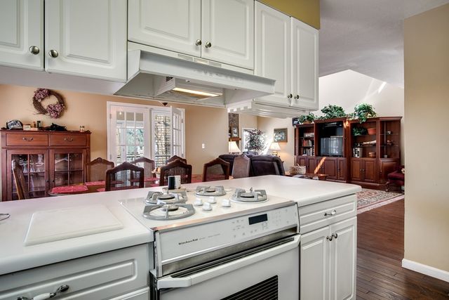 82 Avisco Road, Robbinsville, NC 28771