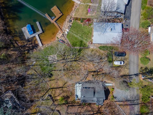 82 Avisco Road, Robbinsville, NC 28771