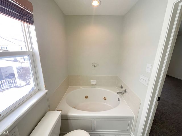 3211 Waterloo Circle, Indianapolis, IN 46268