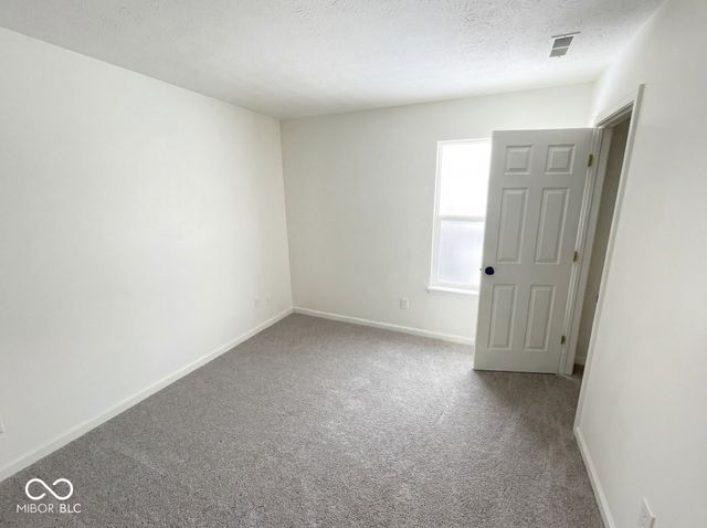 3211 Waterloo Circle, Indianapolis, IN 46268