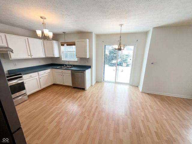 3211 Waterloo Circle, Indianapolis, IN 46268