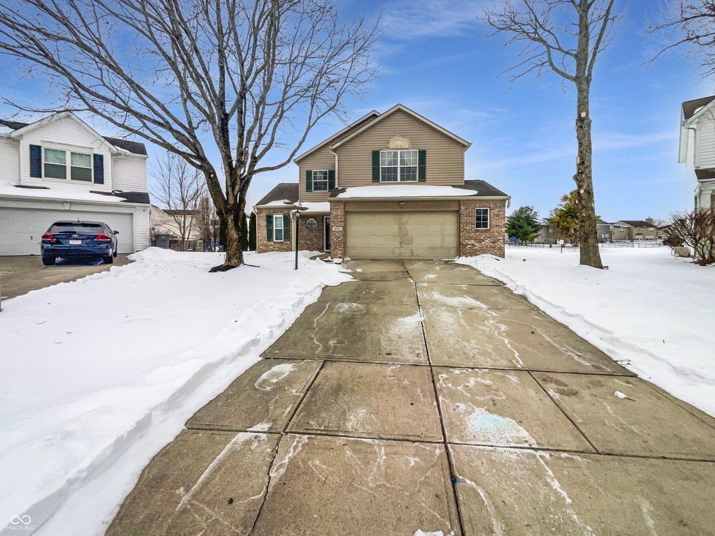 3211 Waterloo Circle, Indianapolis, IN 46268