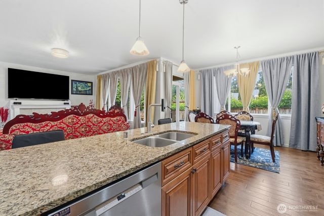 5708 Arcarro Ct SE SE, Lacey, WA 98503