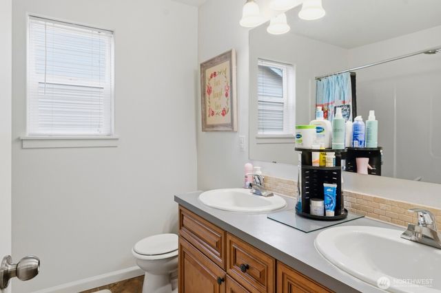 5708 Arcarro Ct SE SE, Lacey, WA 98503