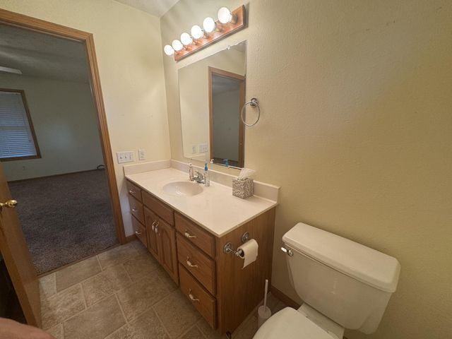 412 Kadee Drive, Crane, MO 65633