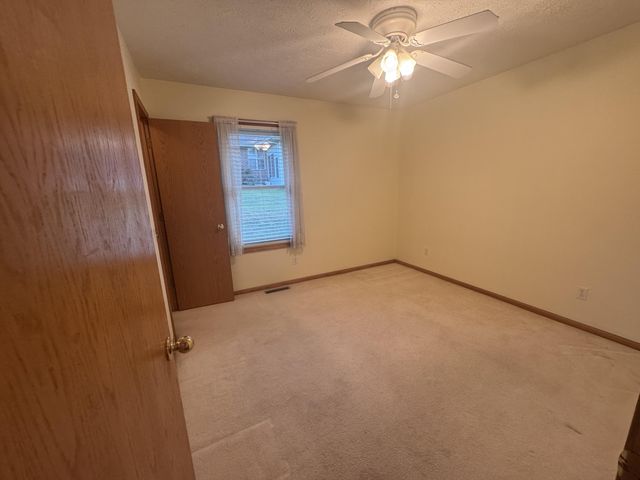 412 Kadee Drive, Crane, MO 65633